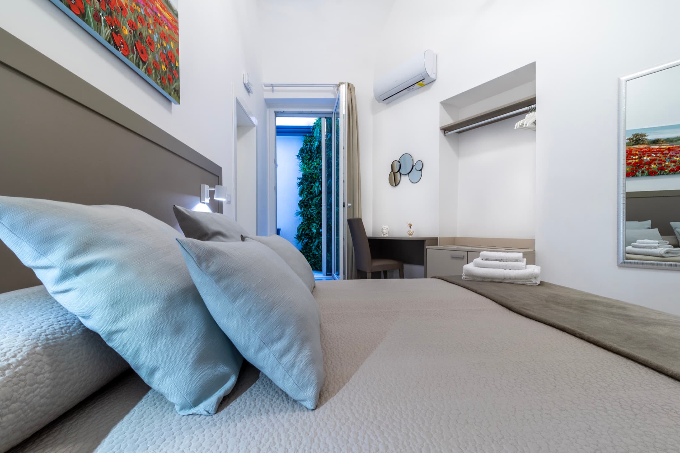 Comfort Room with Private Patio 3